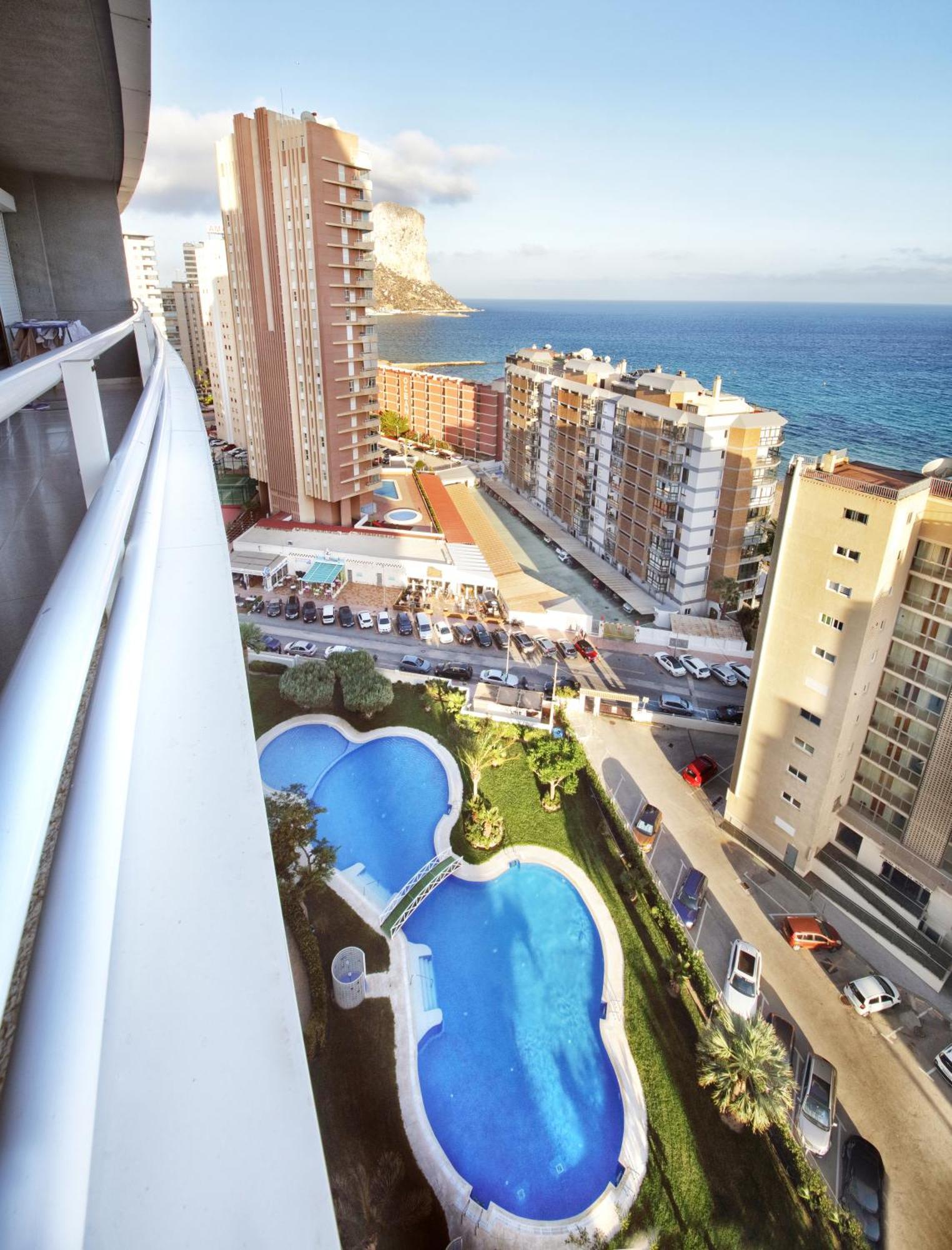カルプApartamento Con Vista Al Marアパートメント エクステリア 写真