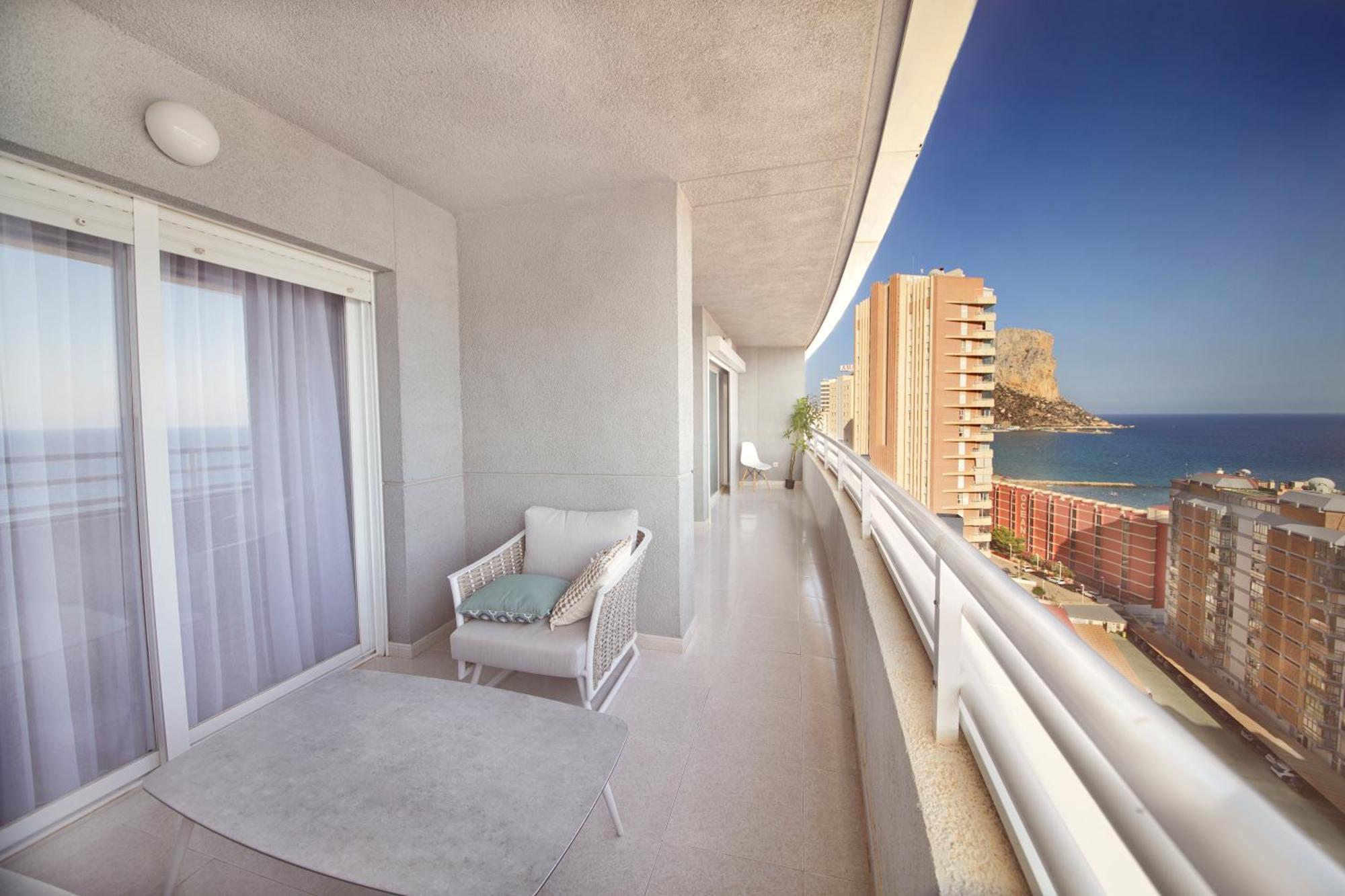カルプApartamento Con Vista Al Marアパートメント エクステリア 写真